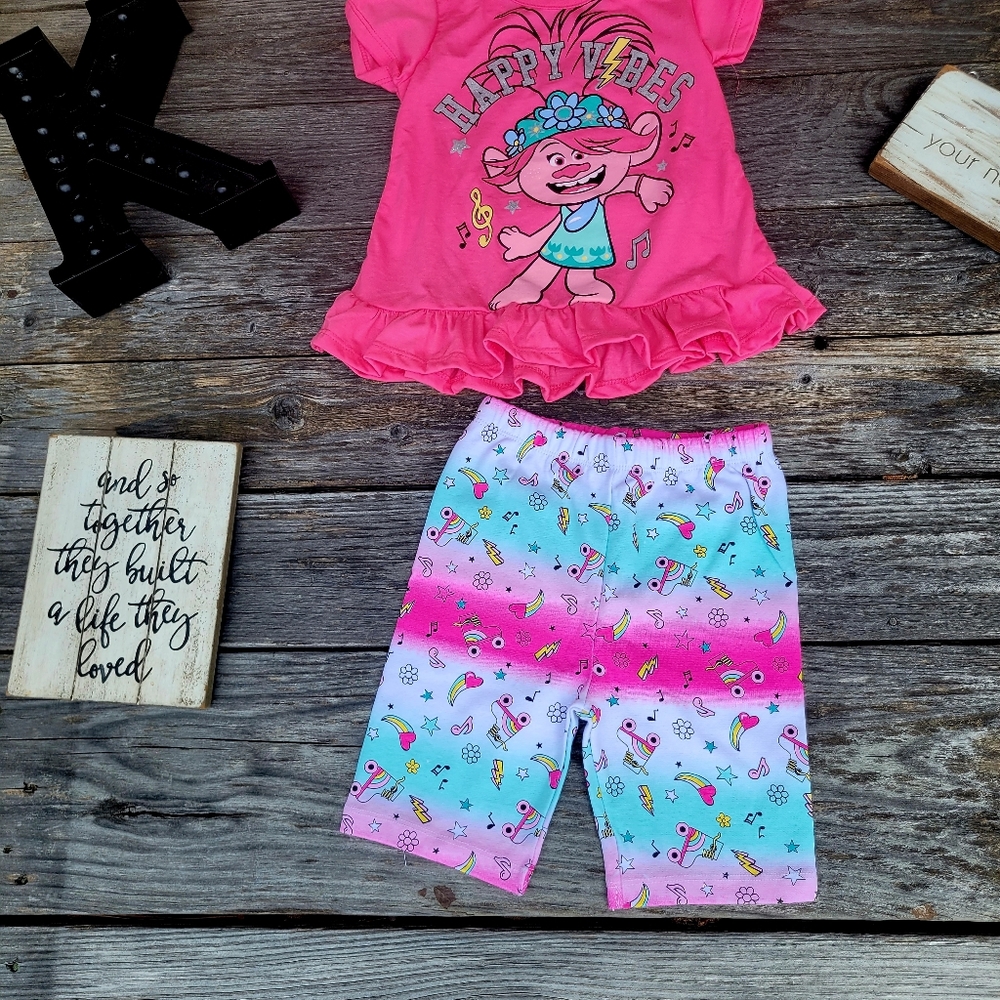 TROLLS Poppy Shorts Set